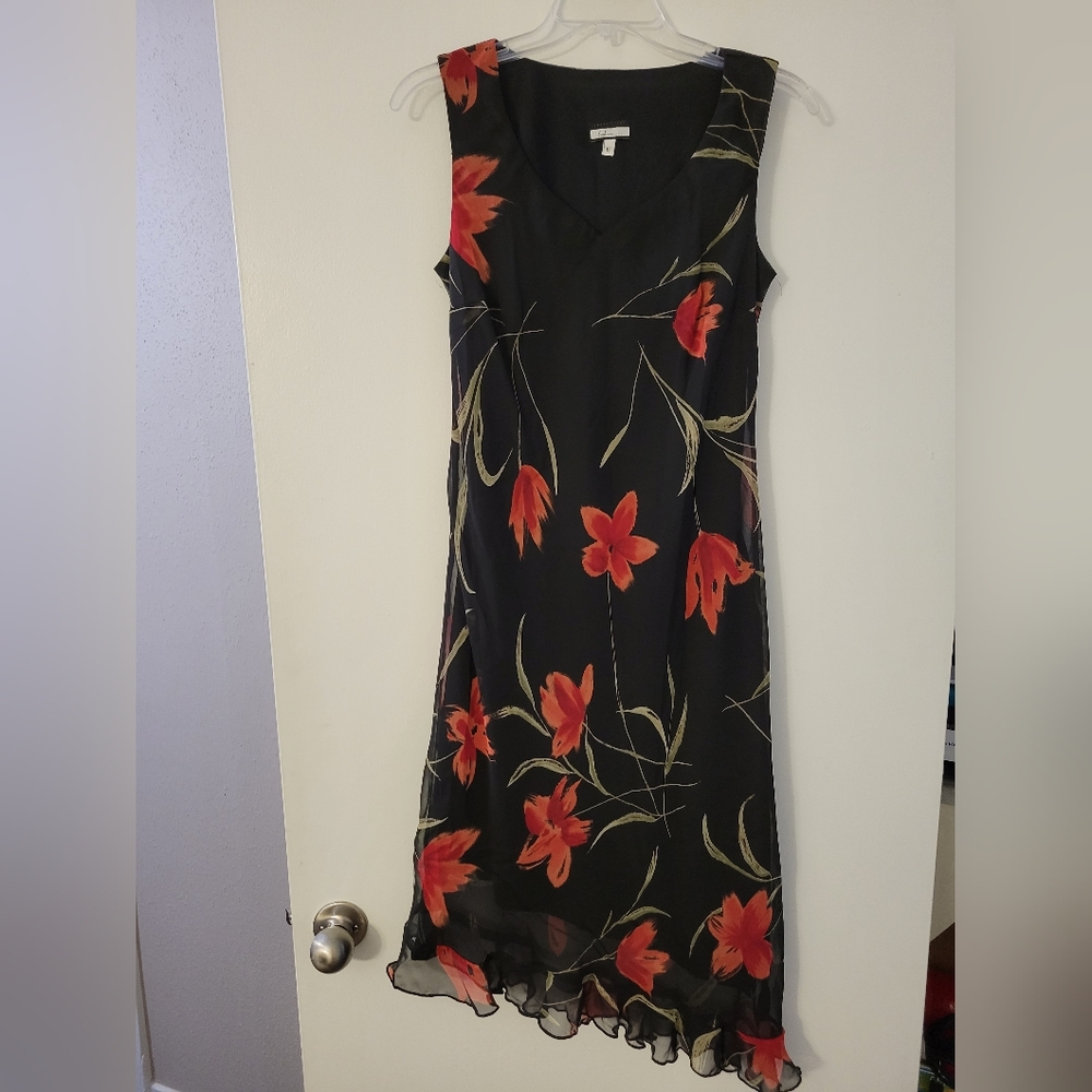 Asymmetrical hem floral dress